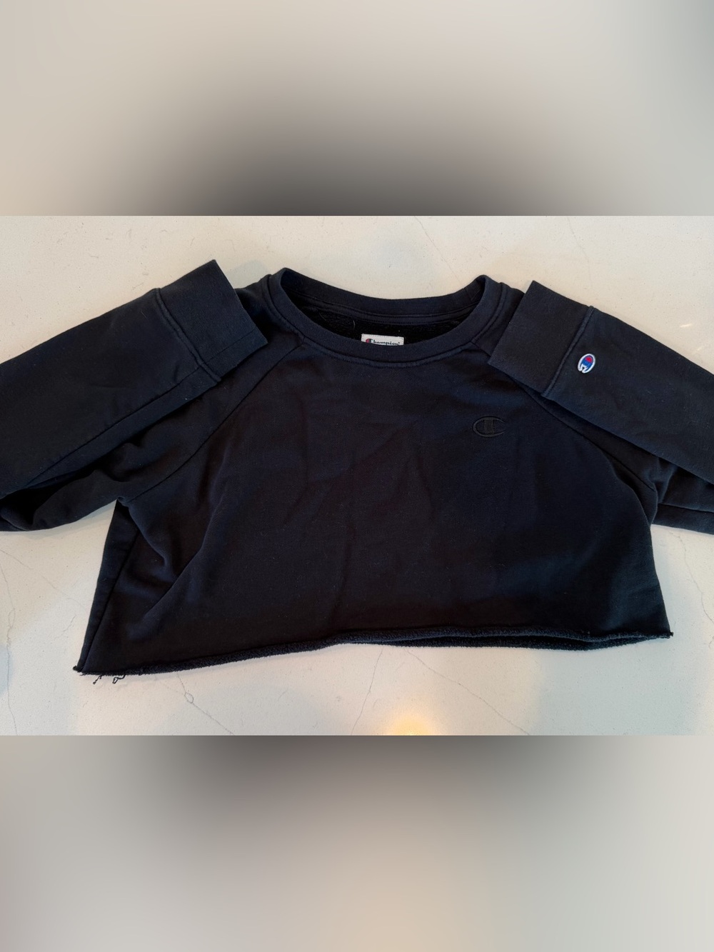 WOMANS CHAMPION BLACK CROPPED CREW